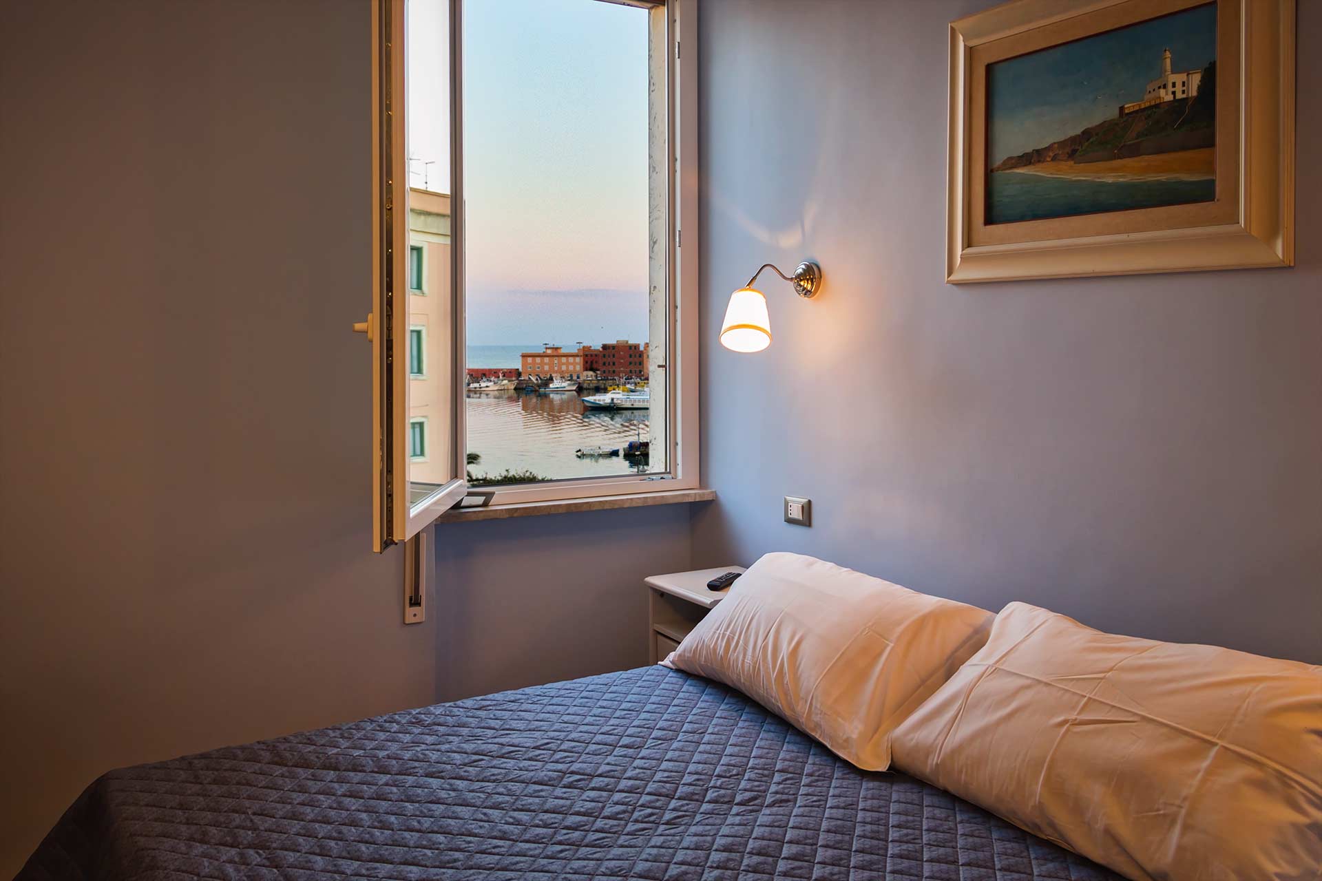 Bed And Breakfast Anzio direttamente sul mare - vista da una stanza